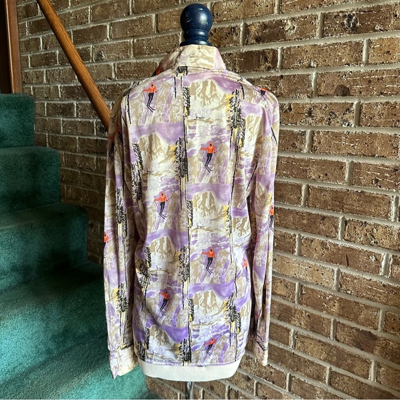 VTG 70s Retro Repeat Ski Slopes Scene Light Purple Dagger Collar Shirt - Picture 5 of 9